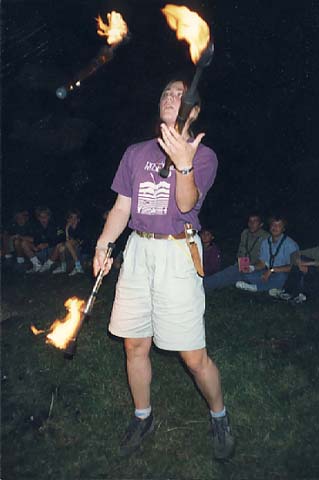 Jonglage avec le feu